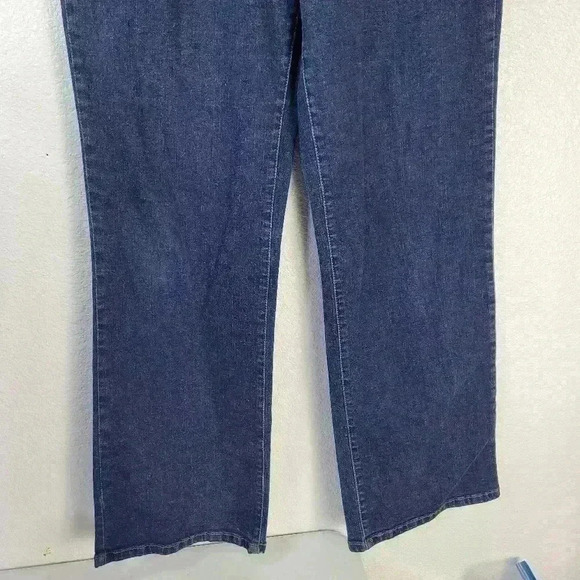 Levi's 512 Womens Dark Wash High Rise Perfectly Slimming Boot Cut Jeans 14 Med - Picture 4 of 13